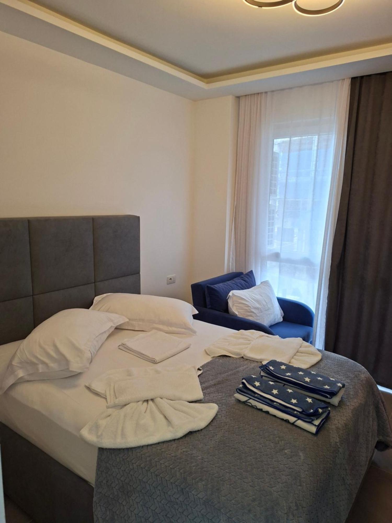 D&D Hotel Shëngjin Quarto foto