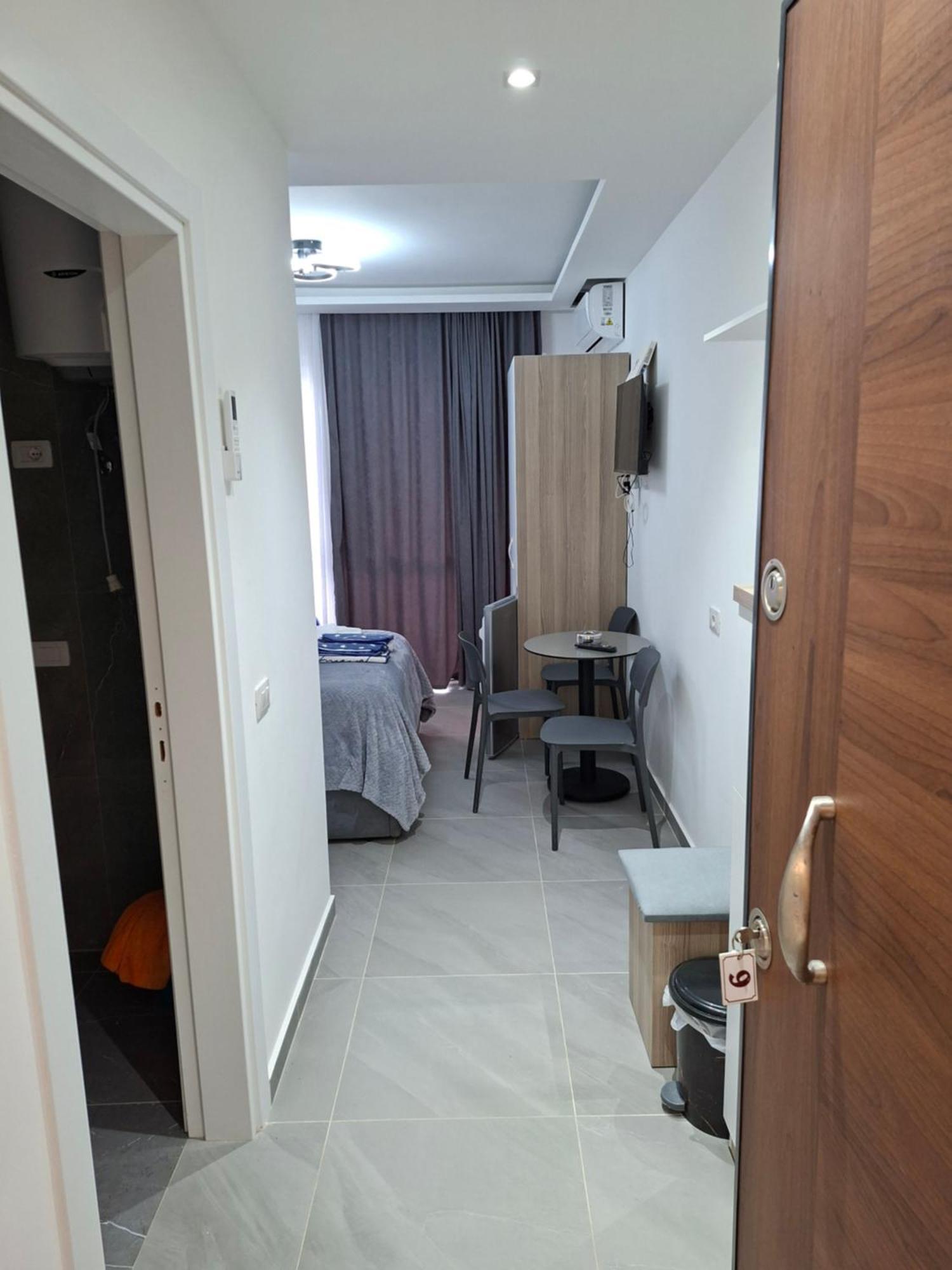 D&D Hotel Shëngjin Quarto foto
